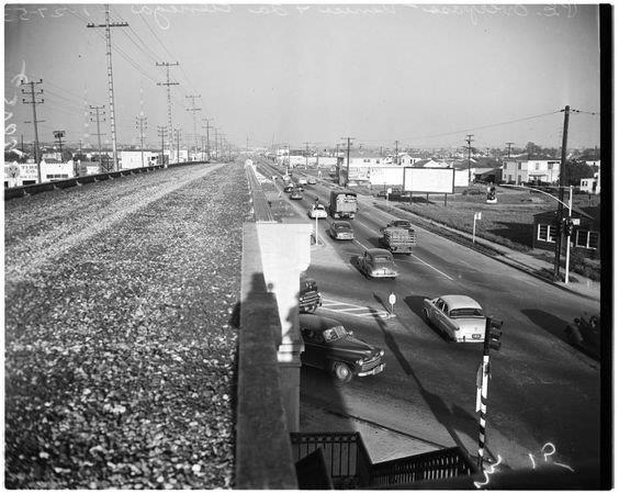 pe-abandonded-vsl-over-pass-venice-at-la-cienega-1953