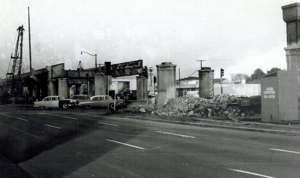 pe-la-cienega-venice-bl.-bridge-demolition